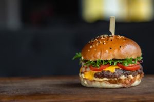 Hamburger essen in Istanbul